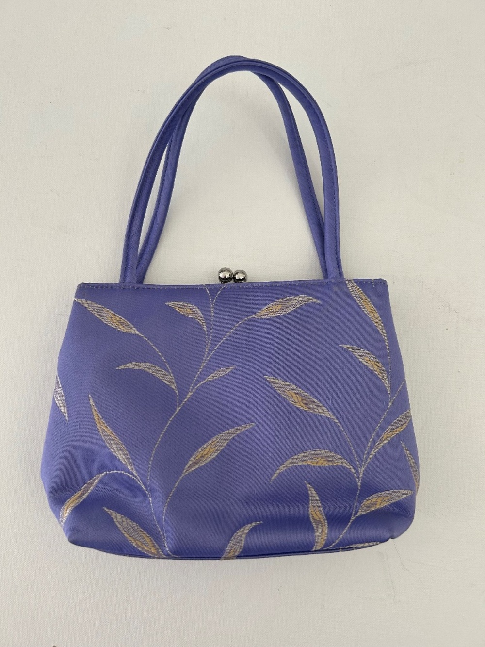 Mondani New York 90’s, Y2K Retro Kiss-Snap Handbag Lavender Purple Floral Print